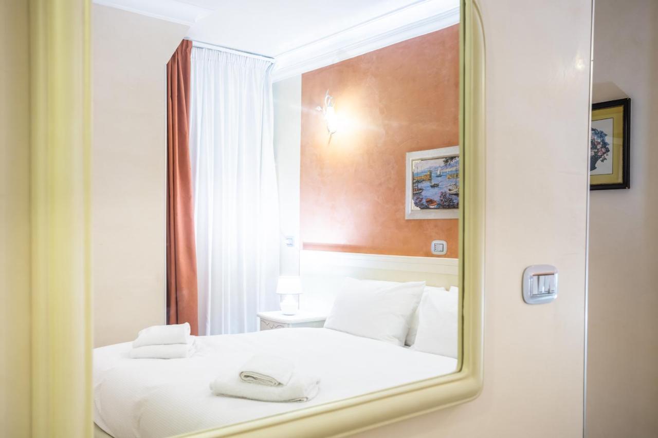 Luxury Inn Opera Roma Exterior foto